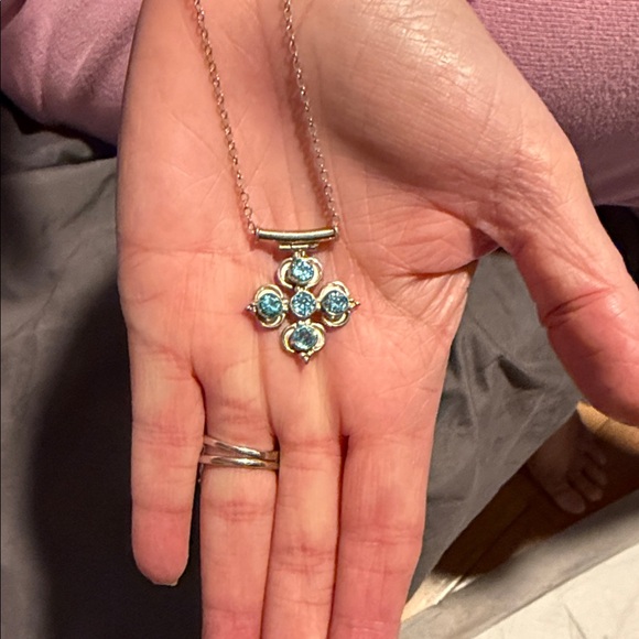 Elegant Sterling Silver and Blue Topaz Pendant Necklace - Picture 3 of 4